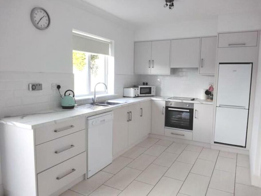Townhouse Clifden: Located In The Heart Of Connemara Villa Dış mekan fotoğraf