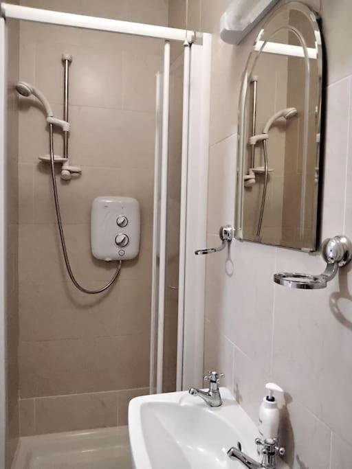 Townhouse Clifden: Located In The Heart Of Connemara Villa Dış mekan fotoğraf