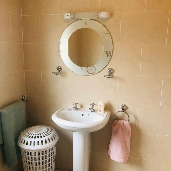 Townhouse Clifden: Located In The Heart Of Connemara Villa Dış mekan fotoğraf